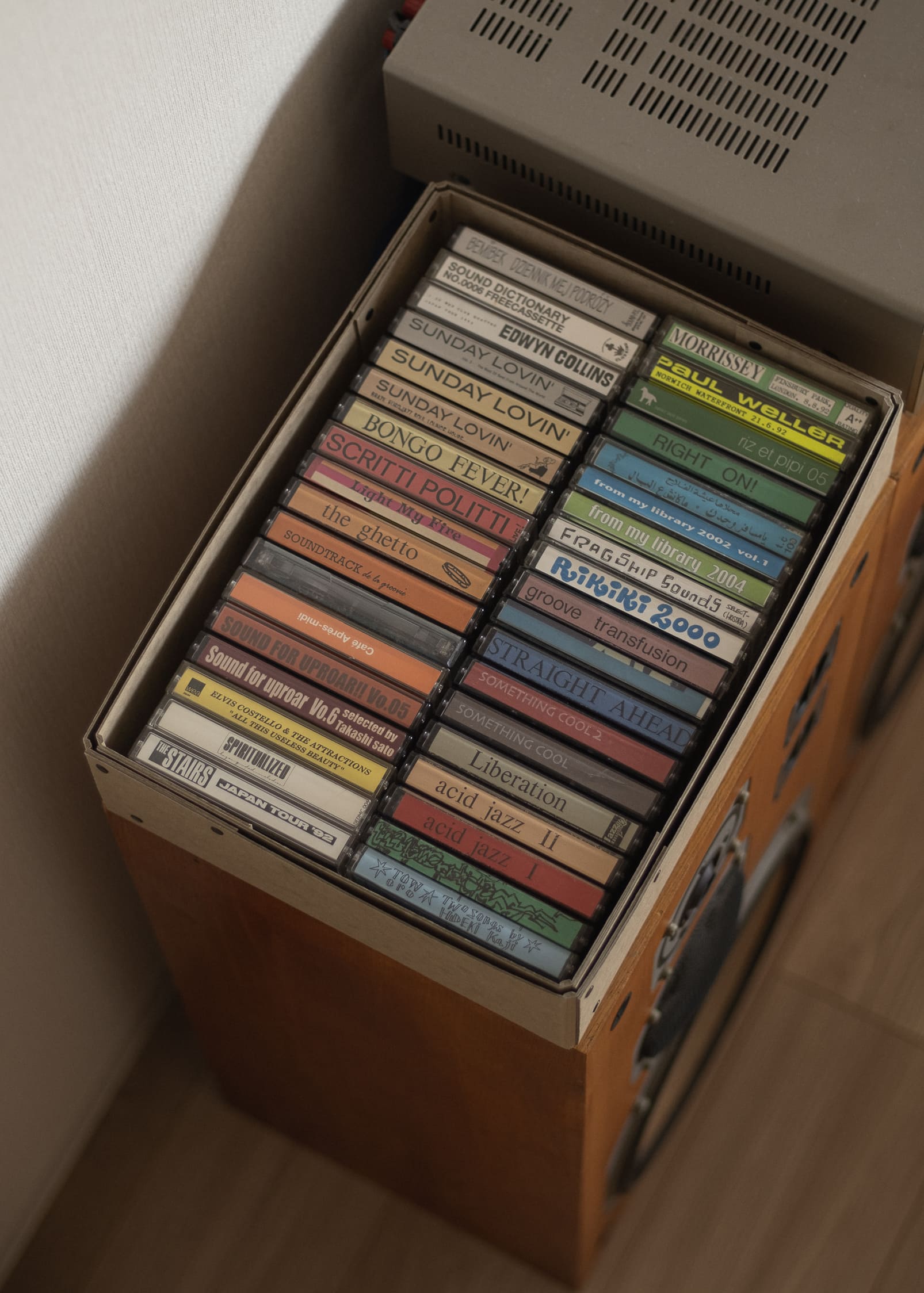 FROME Archival storage box "Rivet Box" / How to use / Storing cassette tapes