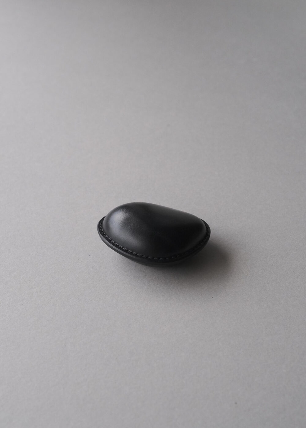 FROME Leather Wrapped Stone No.180